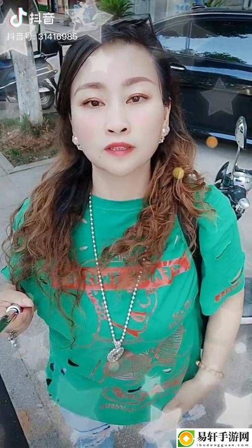 我和小?在公交車上公交